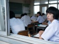 死鱼眼少年