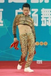 11月美图：邓超、孙俪飙舞抢镜 冯小刚开嗓献唱