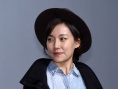 《假装热情》韩国热映 朴宝英可爱亮相舞台问候
