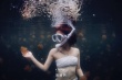 陈赫前妻许婧晒照似美人鱼 孙艺洲点赞：太美了
