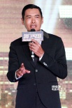 《澳门3》春节档欲冲20亿 刘德华:有发哥没压力