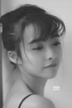 氧气少女余心恬曝光最新写真 黑白影像清新灵动