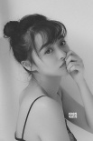 氧氣少女余心恬曝光最新寫真 黑白影像清新靈動