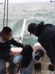 李湘带爱女王诗龄出海 Angela头戴花朵学钓鱼