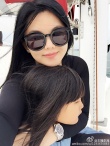 李湘带爱女王诗龄出海 Angela头戴花朵学钓鱼