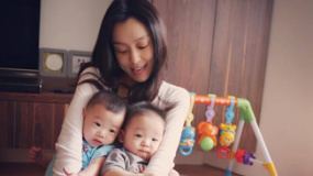 范玮琪开唱台上哽咽 飞飞翔翔现身抢风头