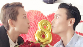 张晋蔡少芬庆祝结婚8周年 两位女儿可爱出镜