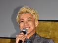 《信长协奏曲》首映 小栗旬向井理回忆落马戏份
