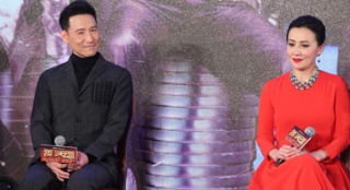 0126快訊：《澳門風(fēng)云3》首映 張學(xué)友瘋狂追愛