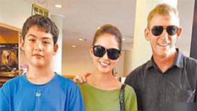 昆凌弟弟长相曝光 网友惊叹：基因相当强大