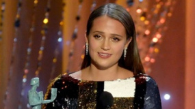 现场直击 艾丽西亚·维坎德获演员工会最佳女配