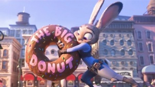 《疯狂动物城》精彩片段 兔子警官保卫老鼠城市