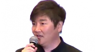 孫楠石班瑜獻(xiàn)聲電影《青蛙王國2》 影迷送祝福