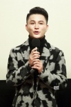 《當我們年輕的時候》首映 叮當突破形象演土豪