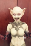 《三打》曝“三女妖”化妝過程 “箭豬妖”全裸