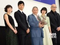 《当女人沉睡时》首映 北野武获柏林礼物遭吐槽
