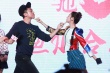張雨綺“調(diào)戲”周星馳 李晨、黃致列“公主抱”