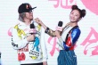 張雨綺“調(diào)戲”周星馳 李晨、黃致列“公主抱”