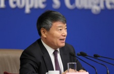 代表委员畅聊电影消费 演艺人士纷纷投资电影公司