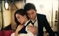 吴奇隆刘诗诗再曝婚纱照 山顶依偎深情拥吻