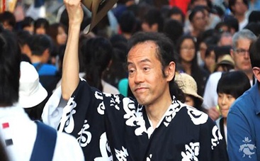 《浴衣》曝预告片 导演穿浴衣拍摄一人饰多角