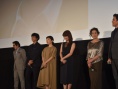 《奇怪的她》首映 多部未华子现场检验“20岁脸”