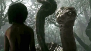 《奇幻森林》曝预告 斯嘉丽·约翰逊化身超级蟒蛇