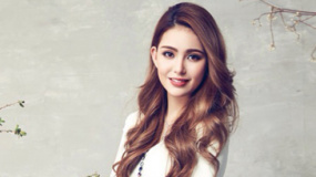 大阪捕获野生昆凌 为小周周挑选尿布最仔细