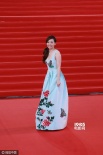 张靓颖亮相红毯 中国风长裙飘逸性感宛若花蝴蝶