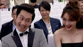 《全面失控》剧组红毯候场 陈汉典模仿陈冰失控