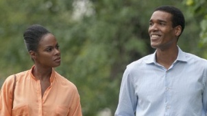 《南边有你》中文预告 奥巴马夫妇爱情搬上银幕