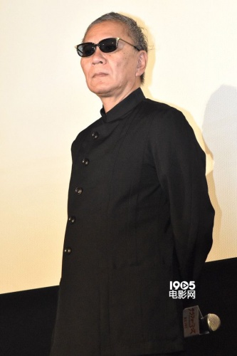 《火星异种》首映见面会伊藤英明小栗旬互打趣_日本_电影网_1905.com