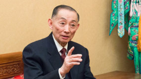 京剧艺术家梅葆玖悼念仪式 六小龄童余少群出席