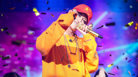 黄子韬再创金句炫富 几亿零花在口袋也没骄傲