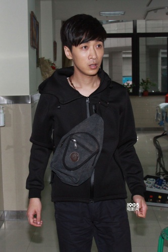 5月19日,片方举办了首次媒体探班活动,导演李凯,主演王宁,修睿,李梦