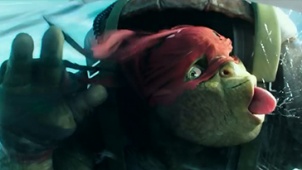 《忍者神龟2》中文片段 拉斐尔恐高惧怕跳飞机