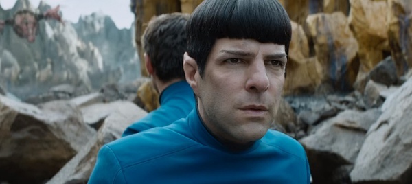 《星际迷航3》曝海量新剧照 "刀锋女"全副武装