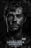 《深海浩劫》预告、海报 马克·沃尔伯格脸被熏黑