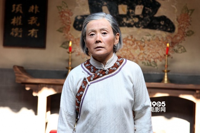 《衍香》北电展映 娜仁花:不体验生活就演是常态_华语_电影网_1905.