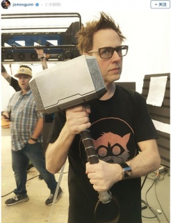 雷神疑将客串《银河护卫队2》 导演古恩秀神锤