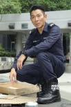 《拆弹专家》拍摄探班 刘德华穿70磅装备超敬业
