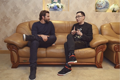 陆川对话布莱德利库珀 探讨中美战争片