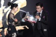 張柏芝駕豪車亮相《失控》發(fā)布會(huì) TOP談錯(cuò)失紅毯