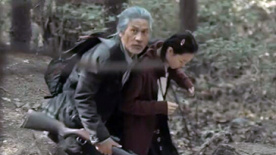 《狩猎》中文角色预告 安圣基赵震雄16小时追击