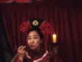 《凤伊金先达》新剧照 罗美兰没神力凭眼色当神婆