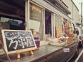 真人版《銀魂》開機(jī)片場(chǎng) 小栗旬帶零食犒勞劇組