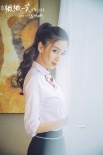 《微微一笑很傾城》新照 Angelababy著校服清純