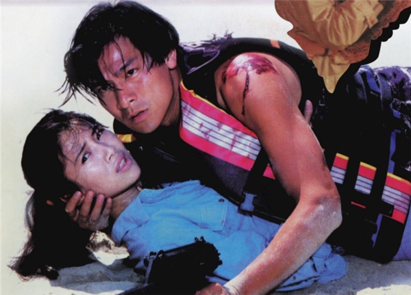 《杀手的童话》(1992)刘德华&袁咏仪张学友在片中饰演黑帮杀手太子,在
