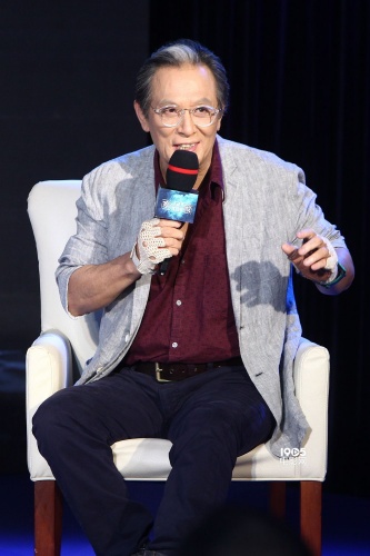 《寒战2》恳谈会畅想第三部 梁家辉周笔畅拼歌