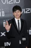 謝娜張杰現(xiàn)身《星際3》首映 刀鋒女暴力防狼吻